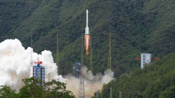开云体育表面上3颗卫星即可结束全球隐藏(两极区域之外)-kaiyun体育官方网站全站入口 (中国)官网入口登录